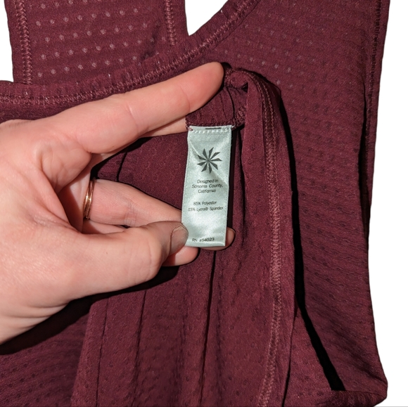 Athleta Women's Mesh Tank Top Racerback Chi Dot Maroon Burgundy Size XL - Picture 10 of 12